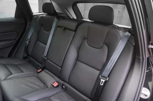 Volvo XC60 (2025) thumbnail 14