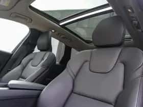 Volvo XC60 (2025) thumbnail 17