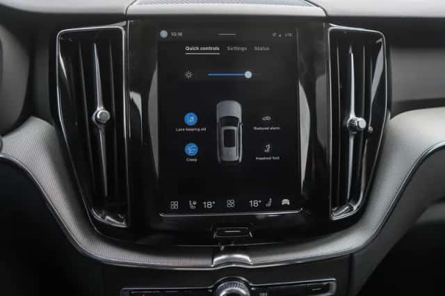 Volvo XC60 (2025) thumbnail 22
