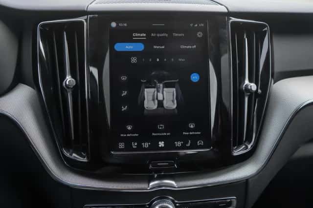 Volvo XC60 (2025) thumbnail 23
