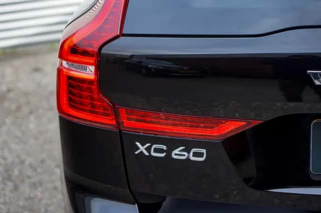 Volvo XC60 (2025) thumbnail 8