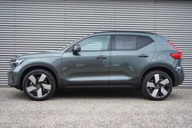 Volvo EX40 (2026) thumbnail 3