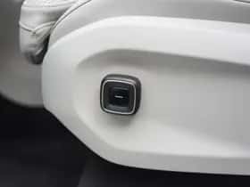 Volvo EX90 (2025) thumbnail 15
