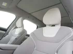 Volvo EX90 (2025) thumbnail 16