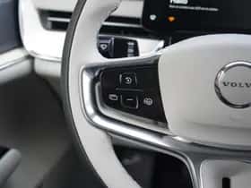 Volvo EX90 (2025) thumbnail 18
