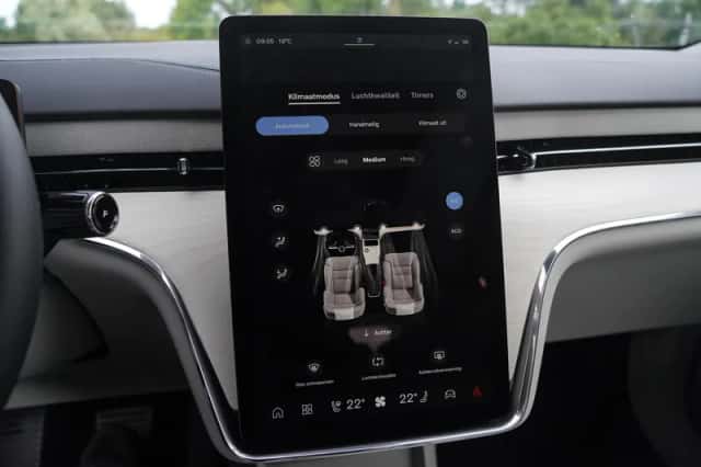 Volvo EX90 (2025) thumbnail 22