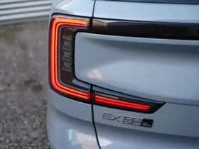 Volvo EX90 (2025) thumbnail 8