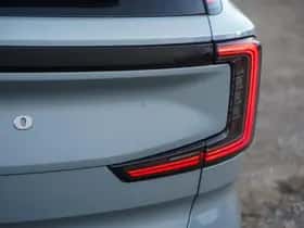 Volvo EX90 (2025) thumbnail 9