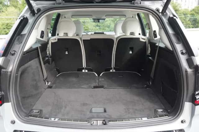 Volvo EX90 (2025) thumbnail 10