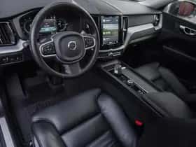 Volvo XC60 (2021) thumbnail 11