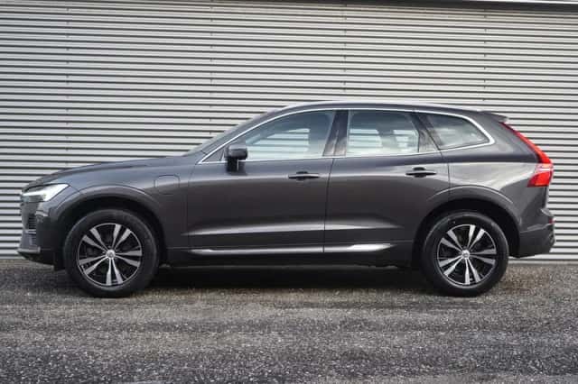 Volvo XC60 (2021) thumbnail 3