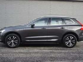 Volvo XC60 (2021) thumbnail 3