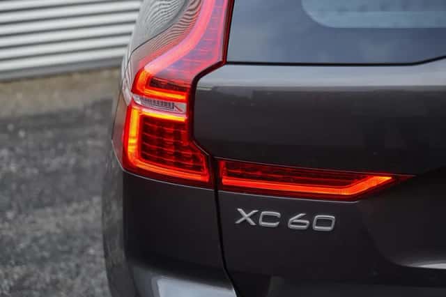 Volvo XC60 (2021) thumbnail 8