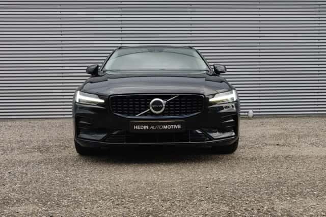 Volvo V60 (2022) thumbnail 5