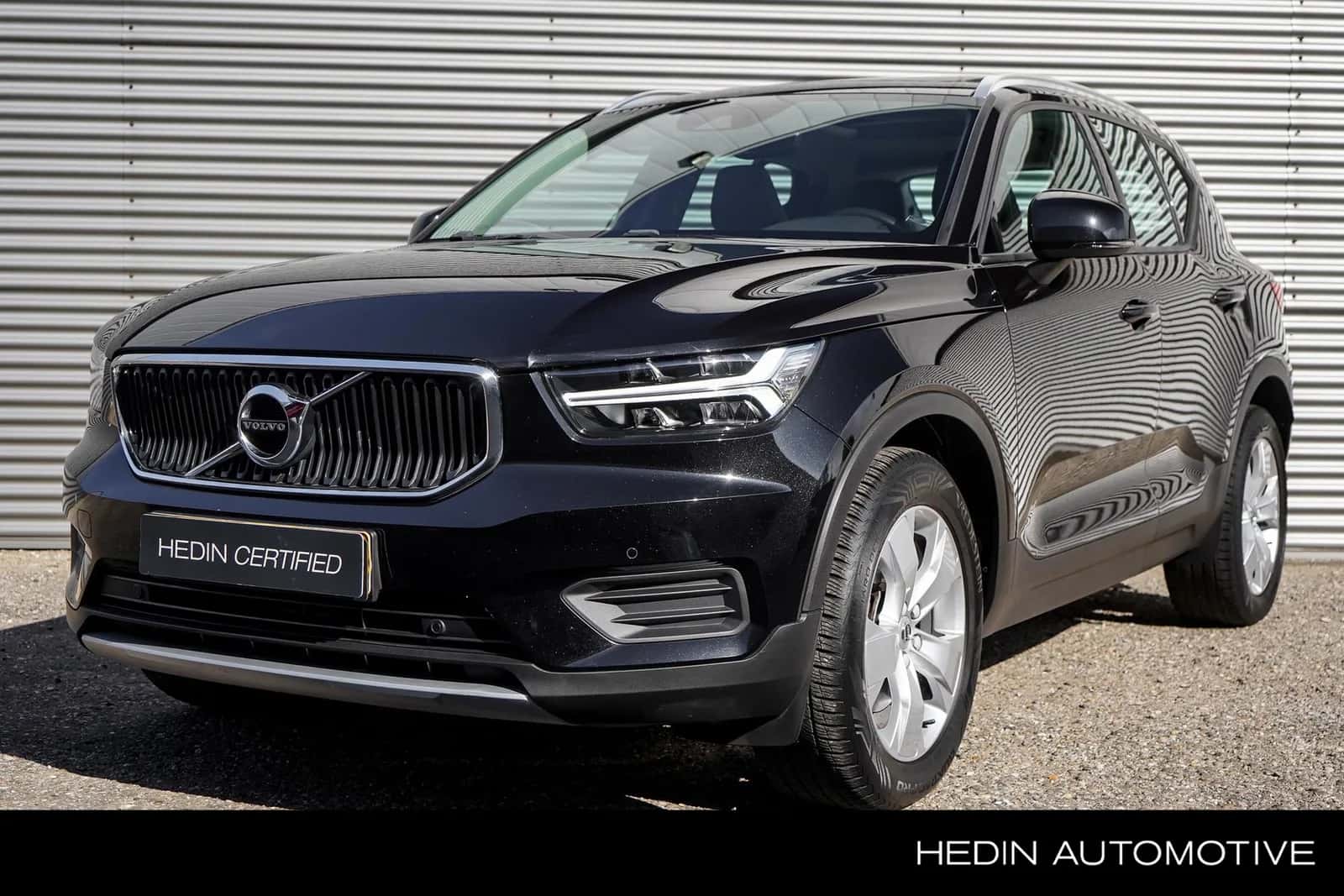 Volvo XC40 (2019) — foto 1