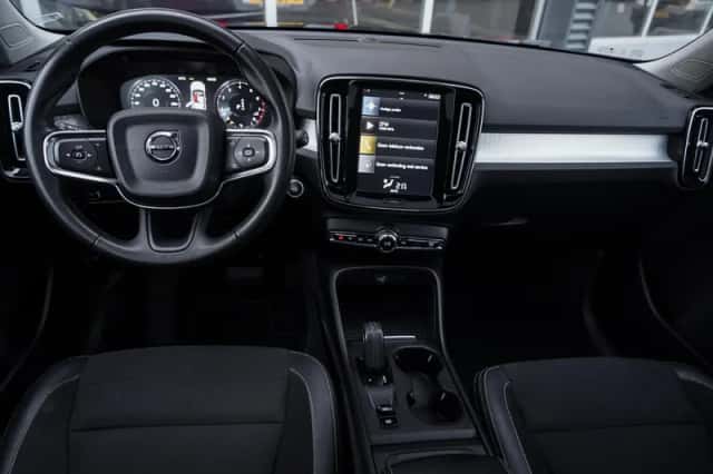 Volvo XC40 (2019) thumbnail 13