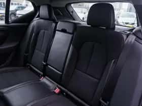 Volvo XC40 (2019) thumbnail 14