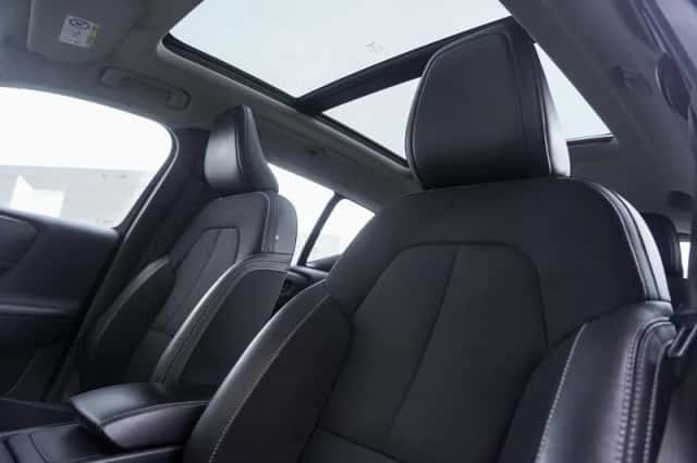 Volvo XC40 (2019) thumbnail 16