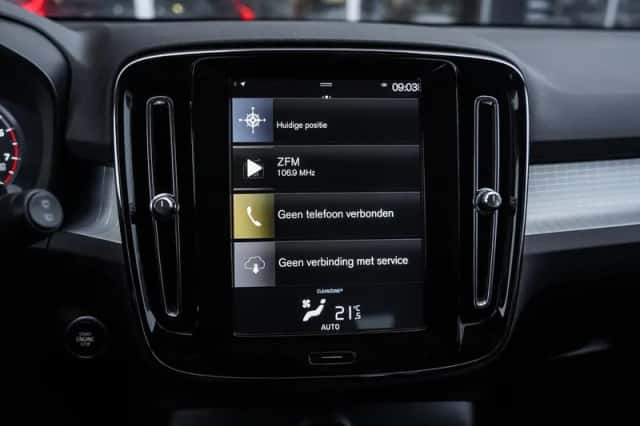 Volvo XC40 (2019) thumbnail 20