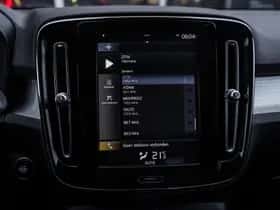 Volvo XC40 (2019) thumbnail 22