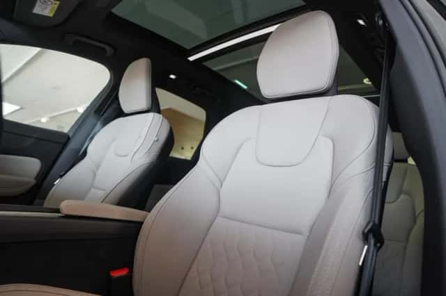 Volvo XC60 (2026) thumbnail 11