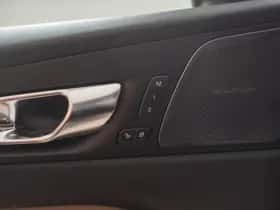 Volvo XC60 (2026) thumbnail 12