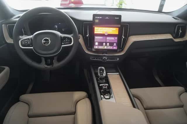 Volvo XC60 (2026) thumbnail 13