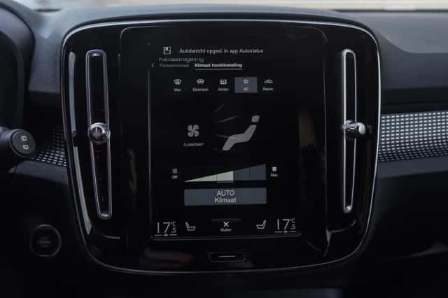 Volvo XC40 (2021) thumbnail 23