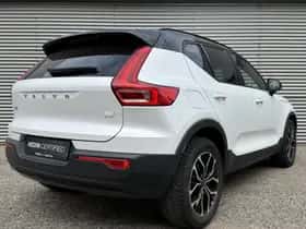 Volvo XC40 (2021) thumbnail 4