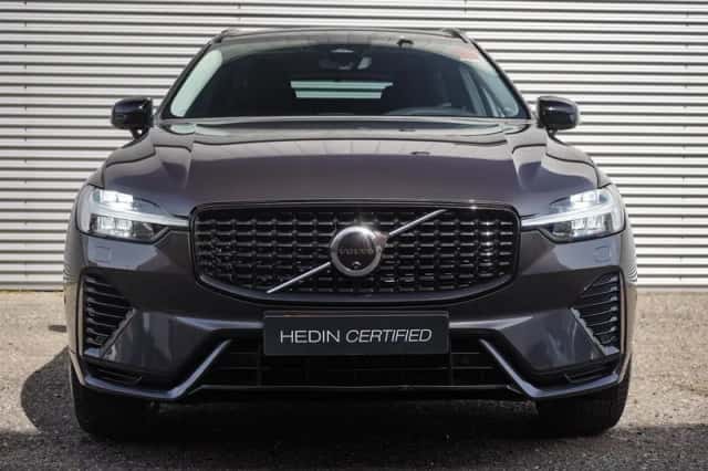 Volvo XC60 (2023) thumbnail 2