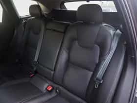 Volvo XC60 (2023) thumbnail 14