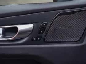 Volvo XC60 (2023) thumbnail 15