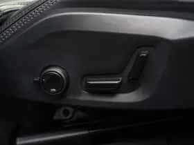 Volvo XC60 (2023) thumbnail 16