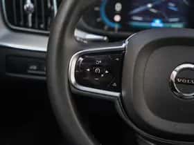 Volvo XC60 (2023) thumbnail 19
