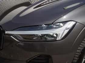 Volvo XC60 (2023) thumbnail 4