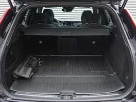 Volvo XC60 (2020) thumbnail 11