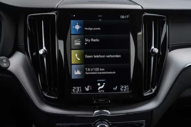 Volvo XC60 (2020) thumbnail 22