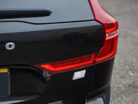 Volvo XC60 (2020) thumbnail 10
