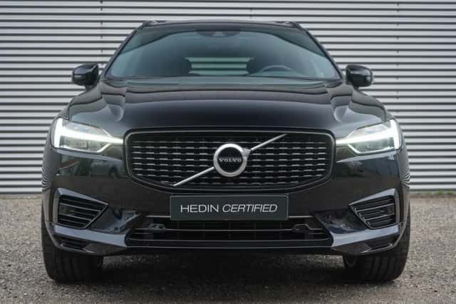 Volvo XC60 (2020) thumbnail 2