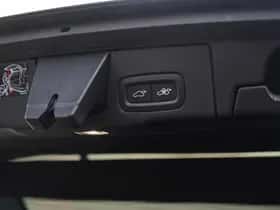 Volvo XC60 (2020) thumbnail 11