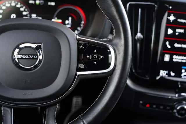 Volvo XC60 (2020) thumbnail 20