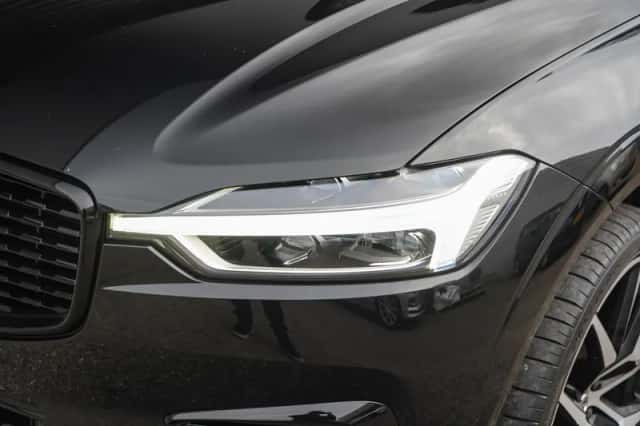 Volvo XC60 (2020) thumbnail 4