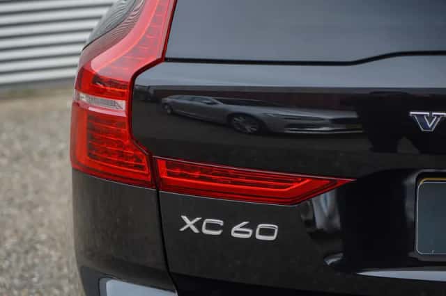 Volvo XC60 (2020) thumbnail 8