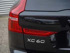 Volvo XC60 (2020) thumbnail 8