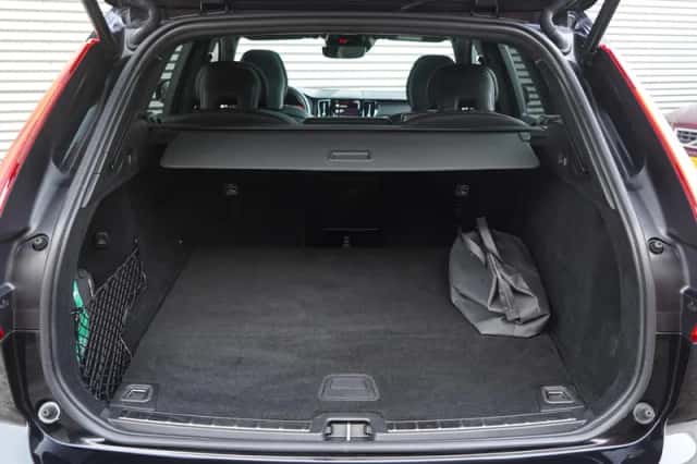 Volvo XC60 (2020) thumbnail 10
