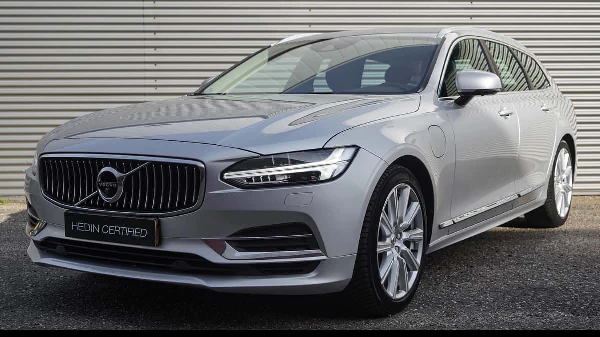 Volvo V90 (2019) — foto 1