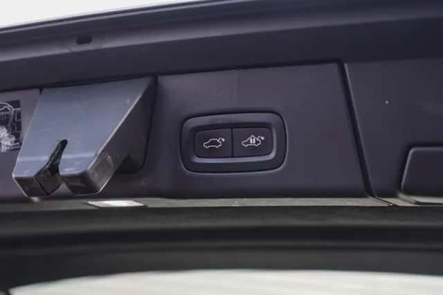Volvo V90 (2019) thumbnail 11