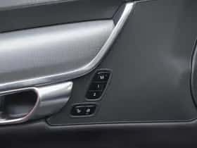Volvo V90 (2019) thumbnail 15