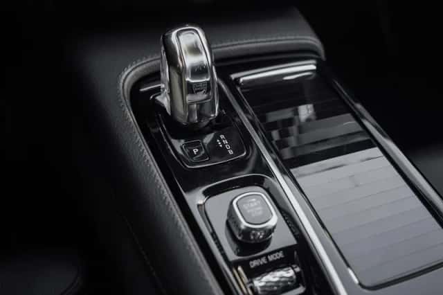 Volvo V90 (2019) thumbnail 30