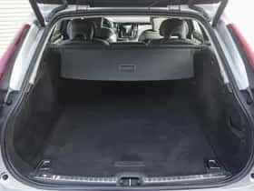 Volvo V90 (2019) thumbnail 10